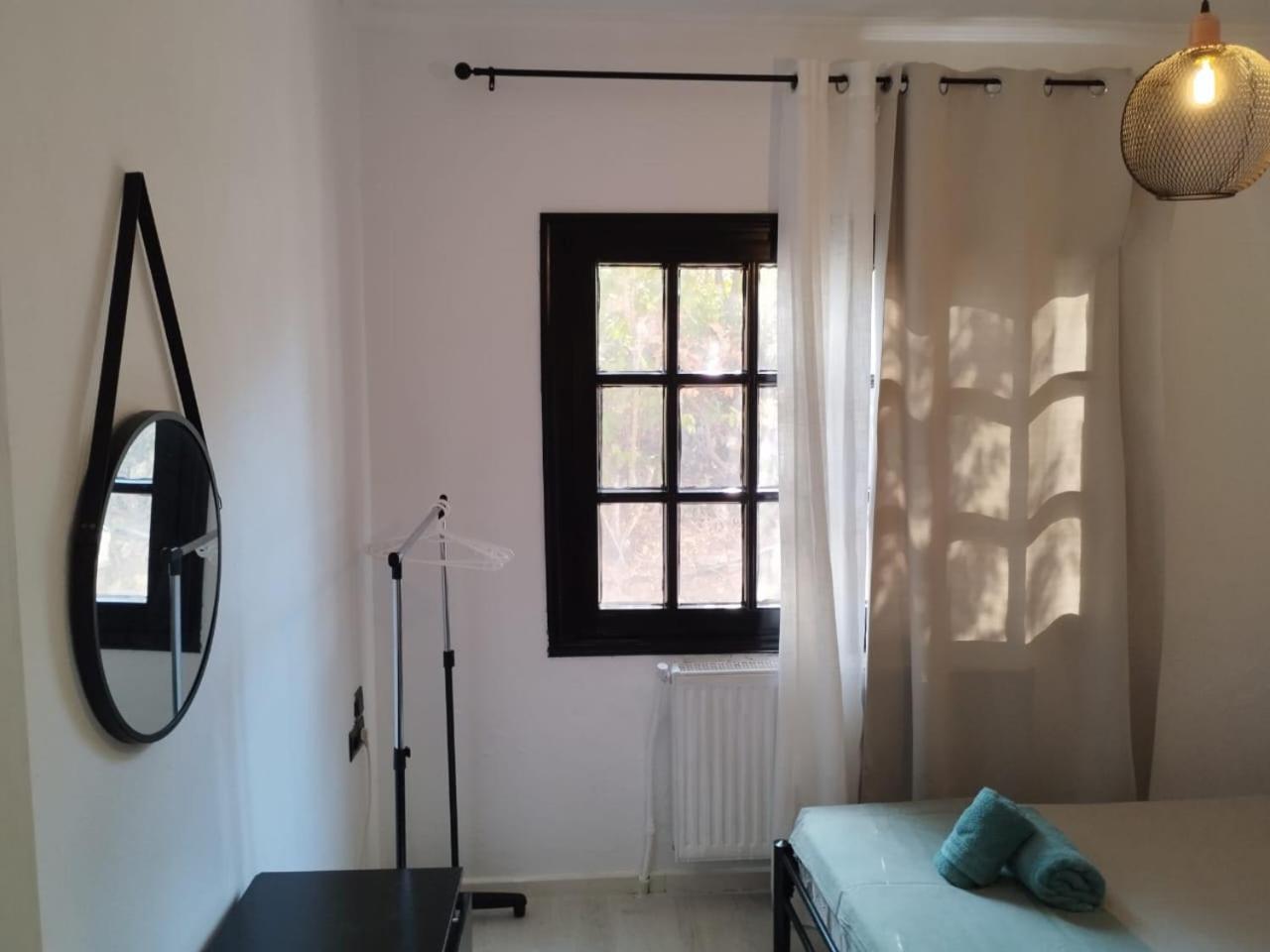 Black N' White Cozy Housegarden Alexandroupoli Exterior foto