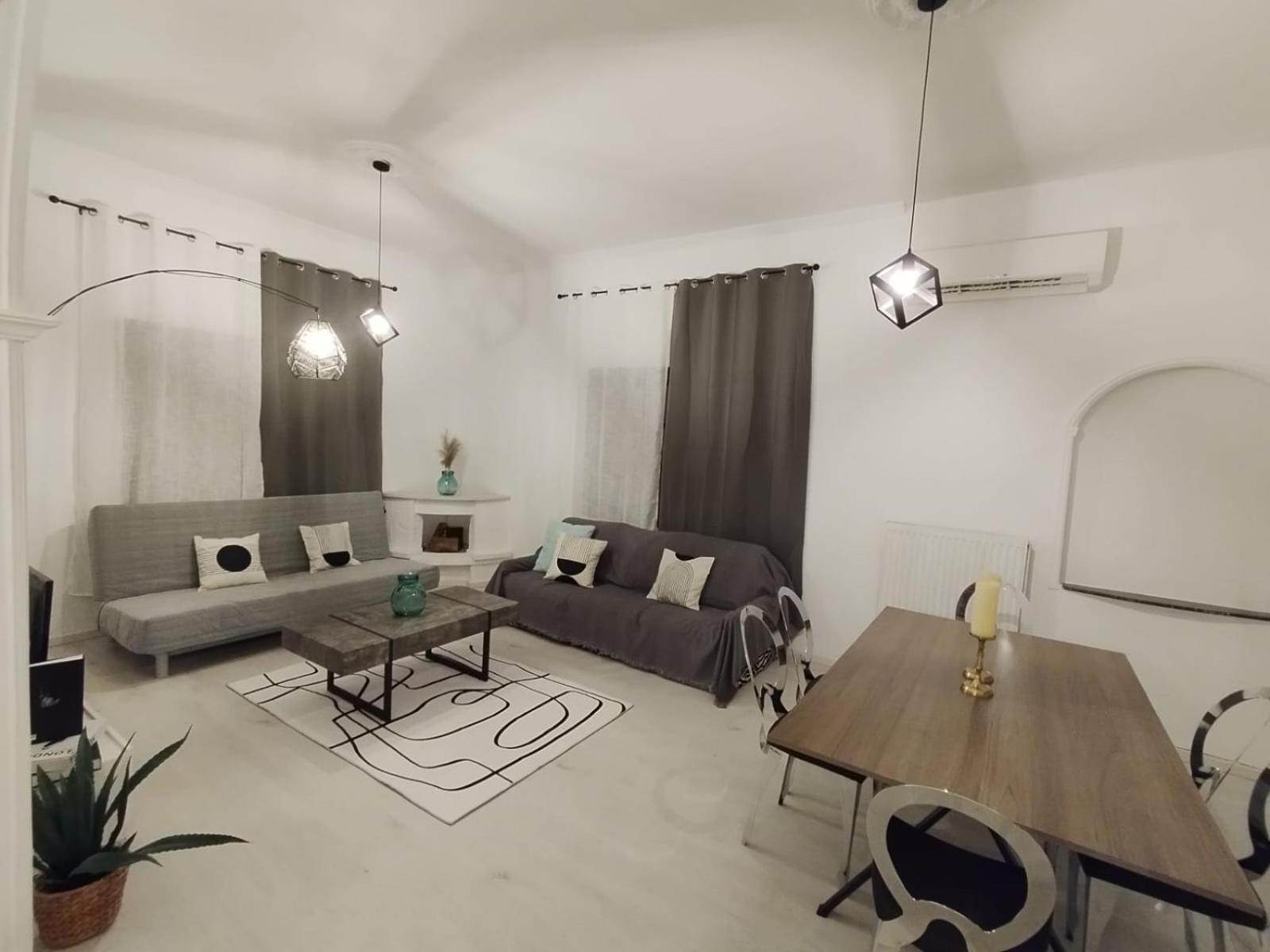 Black N' White Cozy Housegarden Alexandroupoli Exterior foto
