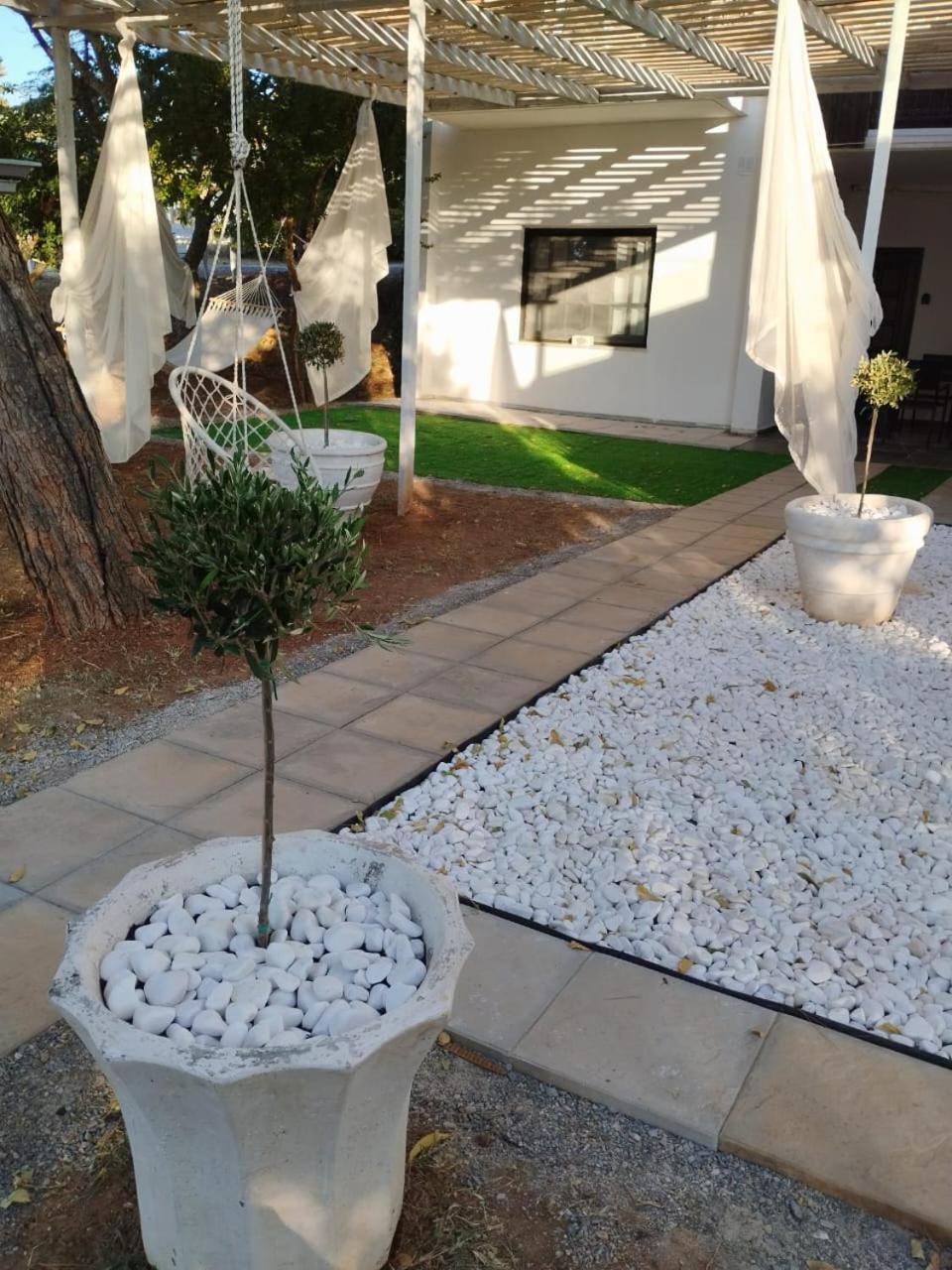 Black N' White Cozy Housegarden Alexandroupoli Exterior foto