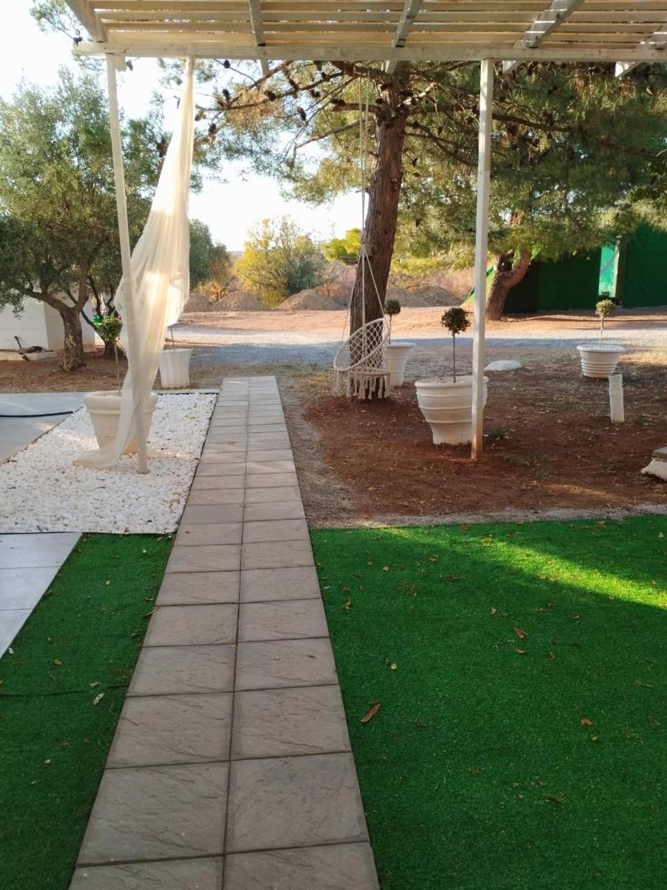 Black N' White Cozy Housegarden Alexandroupoli Exterior foto